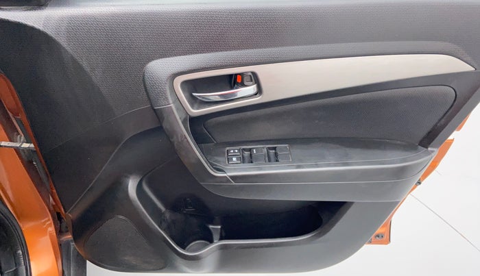 2018 Maruti Vitara Brezza ZDI AMT, Diesel, Automatic, 44,764 km, Driver side door control panel