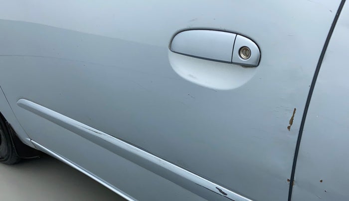 2010 Hyundai i10 SPORTZ 1.2, Petrol, Manual, 39,838 km, Front passenger door - Minor scratches