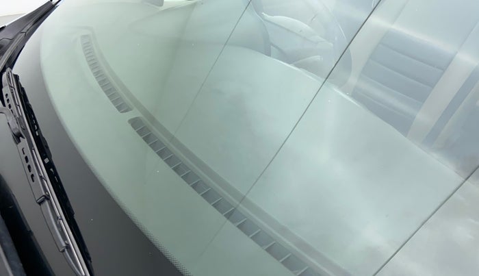 2010 Hyundai i10 SPORTZ 1.2, Petrol, Manual, 39,838 km, Front windshield - Minor spot on windshield