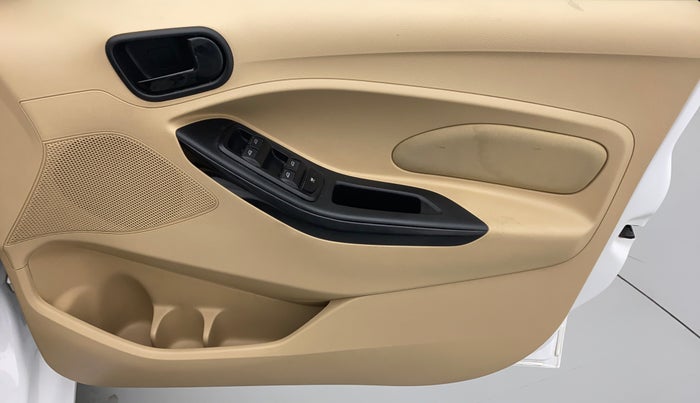 2016 Ford Figo Aspire 1.5 TITANIUM DIESEL, Diesel, Manual, 77,647 km, Driver Side Door Panels Control