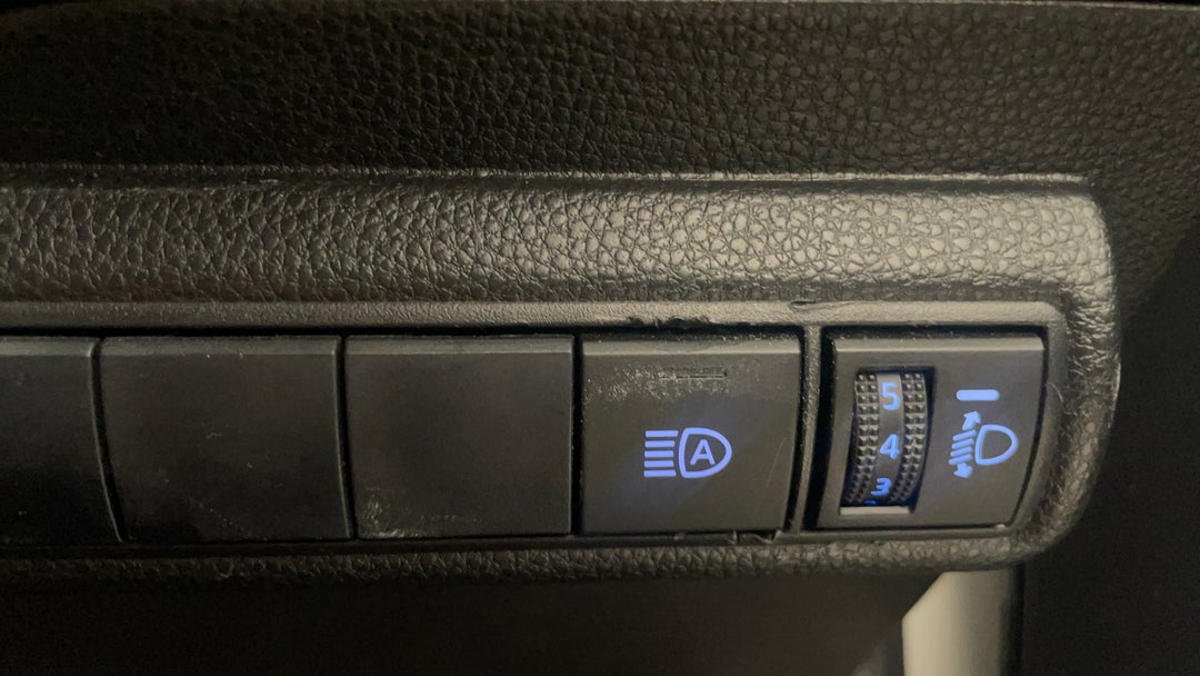 2019 Toyota Corolla Ascent Sport, Automatic, 97471 km, Utility Switches/Buttons