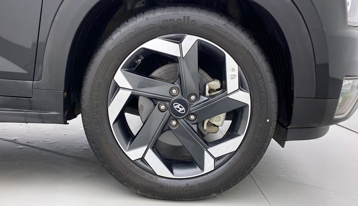 2021 Hyundai ALCAZAR 1.5 SIGNATURE (O) AT 6STR, Diesel, Automatic, 31,327 km, Right Front Wheel