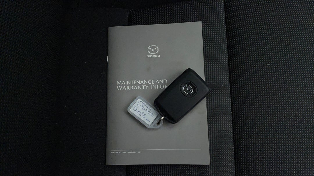 2024 Mazda CX-30 G20 Pure (FWD), Automatic, 45798 km, Key Close-up