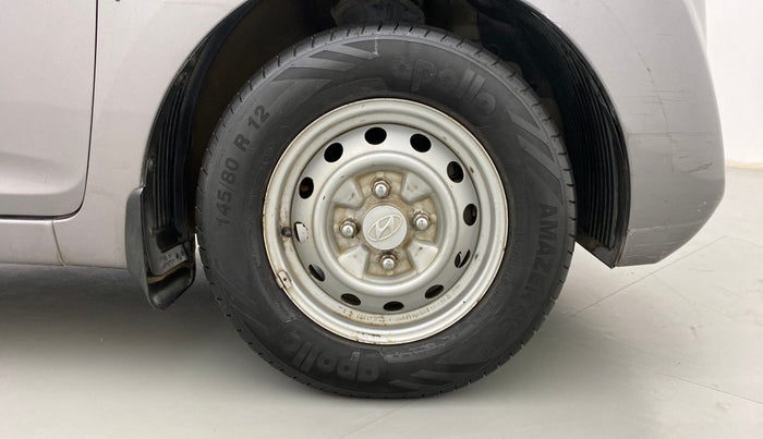2012 Hyundai Eon ERA, Petrol, Manual, 50,099 km, Right Front Wheel