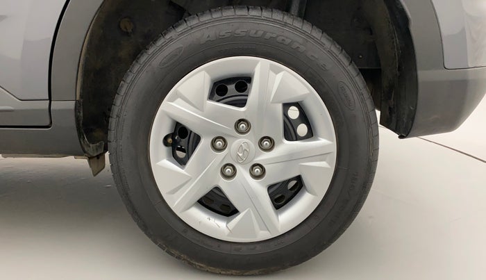 2022 Hyundai VENUE S 1.2, Petrol, Manual, 7,325 km, Left Rear Wheel