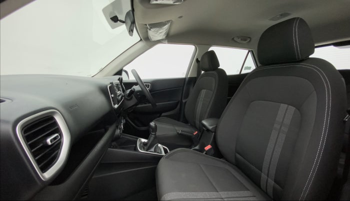 2022 Hyundai VENUE S 1.2, Petrol, Manual, 7,325 km, Right Side Front Door Cabin