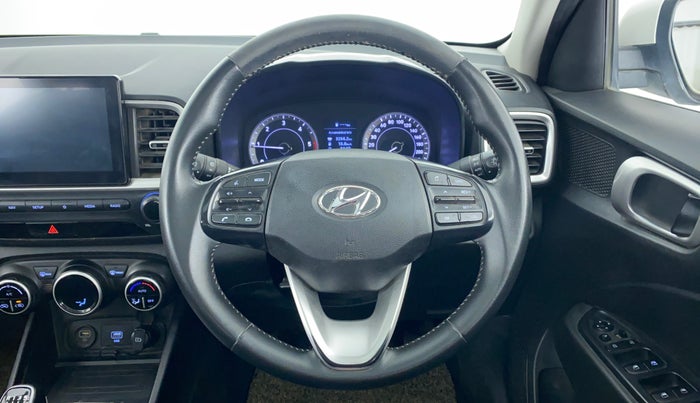2019 Hyundai VENUE SX(O) CRDi, Diesel, Manual, 56,861 km, Steering Wheel Close Up