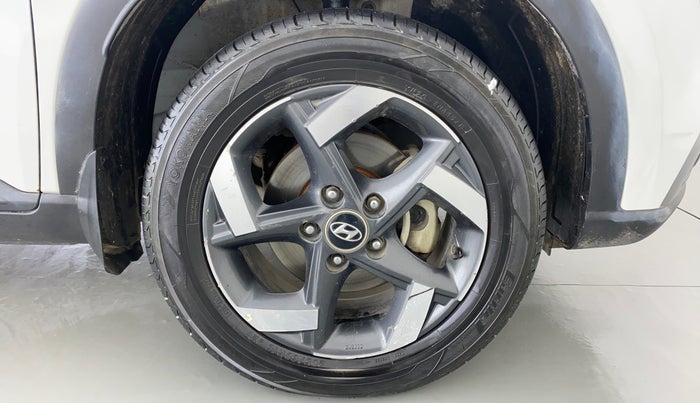 2019 Hyundai VENUE SX(O) CRDi, Diesel, Manual, 56,861 km, Right Front Wheel