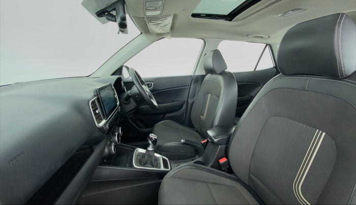 2019 Hyundai VENUE SX(O) CRDi, Diesel, Manual, 56,861 km, Right Side Front Door Cabin