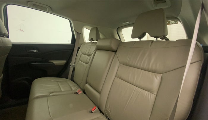 2016 Honda CRV 2.0L I-VTEC 2WD AT, Petrol, Automatic, 69,466 km, Right Side Rear Door Cabin