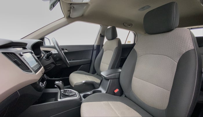 2017 Hyundai Creta 1.6 SX PLUS AUTO PETROL, Petrol, Automatic, 30,733 km, Right Side Front Door Cabin