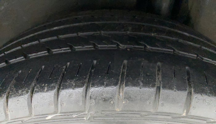 2018 Maruti Ciaz ALPHA 1.5 AT SHVS, Petrol, Automatic, 81,761 km, Left Rear Tyre Tread