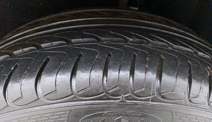 2019 Ford Ecosport 1.5 TITANIUM TI VCT, Petrol, Manual, 30,995 km, Left Rear Tyre Tread