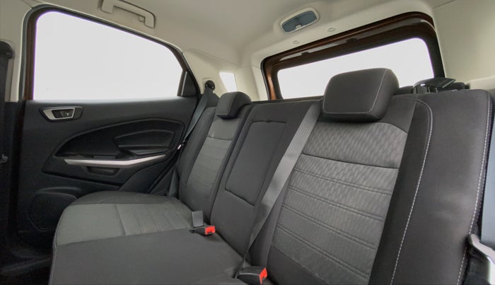2019 Ford Ecosport 1.5 TITANIUM TI VCT, Petrol, Manual, 30,995 km, Right Side Rear Door Cabin