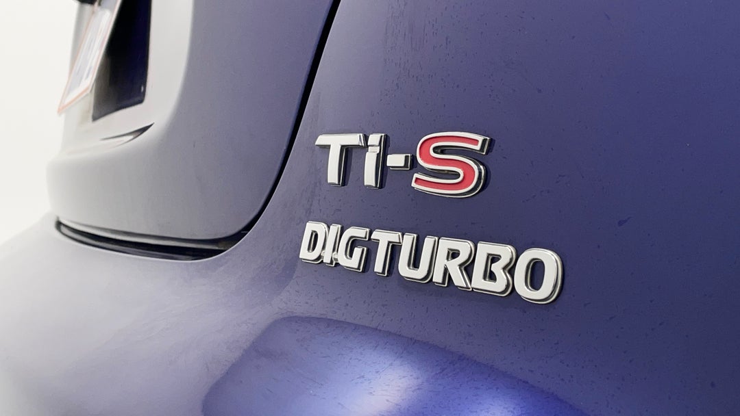 Badge (Boot Right Side)