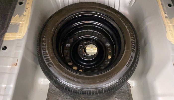 2016 Honda City V MT PETROL, Petrol, Manual, 35,202 km, Spare Tyre