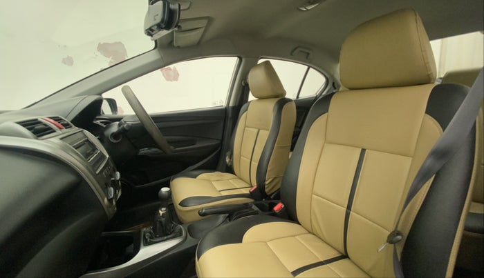 2012 Honda City 1.5L I-VTEC CORPORATE MT, Petrol, Manual, 62,671 km, Right Side Front Door Cabin