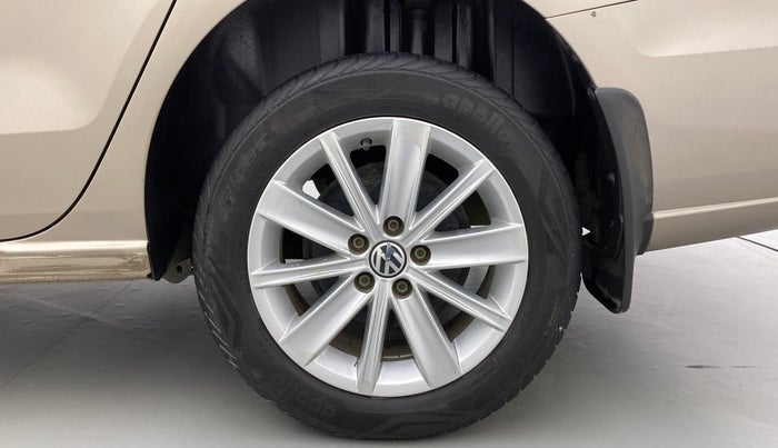 2016 Volkswagen Vento HIGHLINE PETROL, Petrol, Manual, 75,162 km, Left Rear Wheel