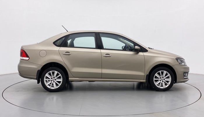 2016 Volkswagen Vento HIGHLINE PETROL, Petrol, Manual, 75,162 km, Right Side View