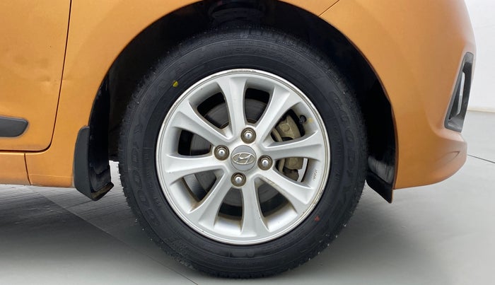 2014 Hyundai Grand i10 ASTA 1.2 AT VTVT, Petrol, Automatic, 51,767 km, Right Front Wheel