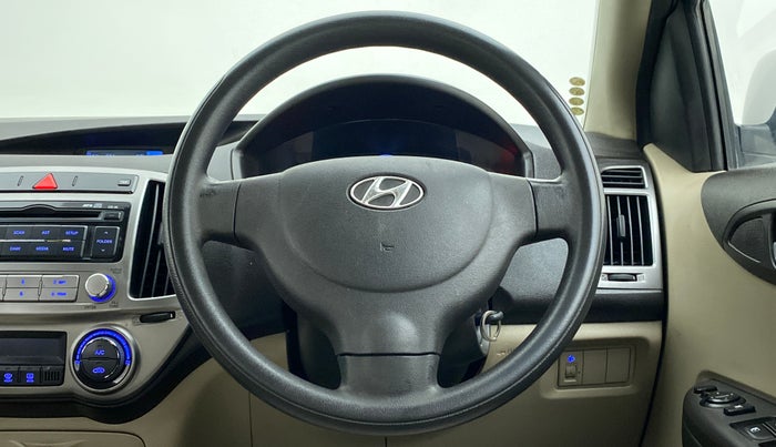 2013 Hyundai i20 MAGNA O 1.2, Petrol, Manual, 58,302 km, Steering Wheel Close Up