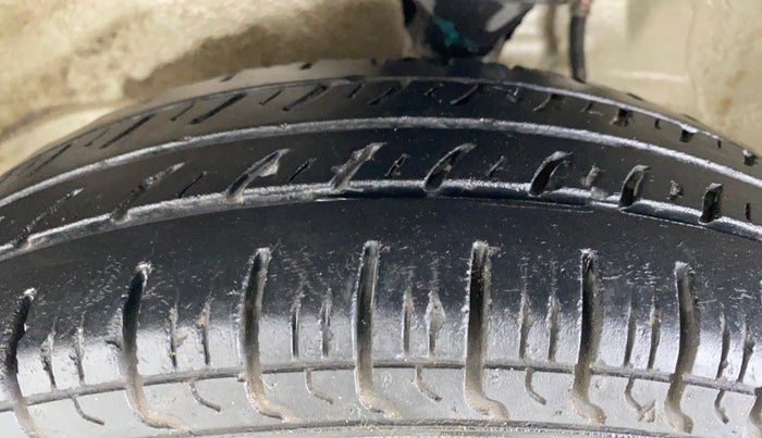 2018 Maruti Alto 800 LXI, Petrol, Manual, 16,278 km, Left Front Tyre Tread