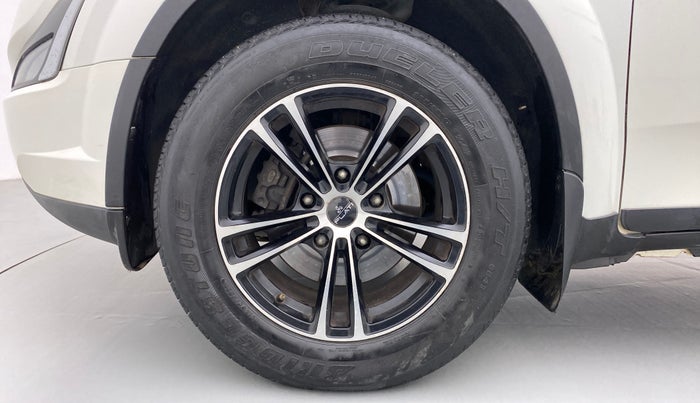 2020 Mahindra XUV500 W9, Diesel, Manual, 42,175 km, Left Front Wheel