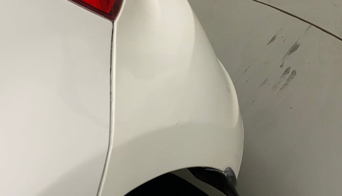2015 Volkswagen Polo COMFORTLINE 1.2L, Petrol, Manual, 88,068 km, Rear bumper - Minor scratches