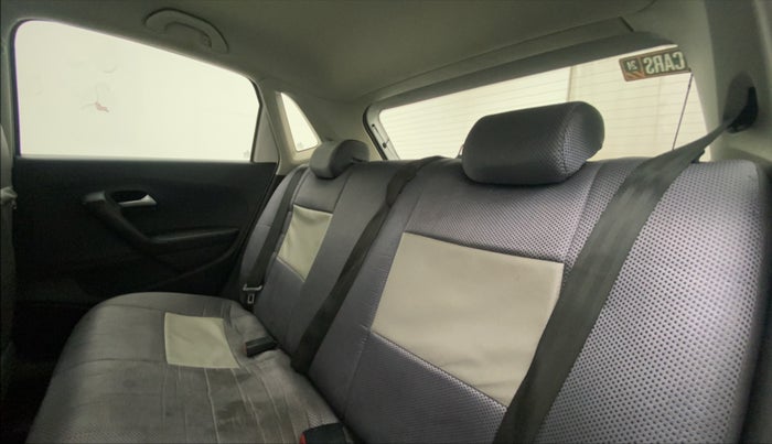 2015 Volkswagen Polo COMFORTLINE 1.2L, Petrol, Manual, 88,068 km, Right Side Rear Door Cabin