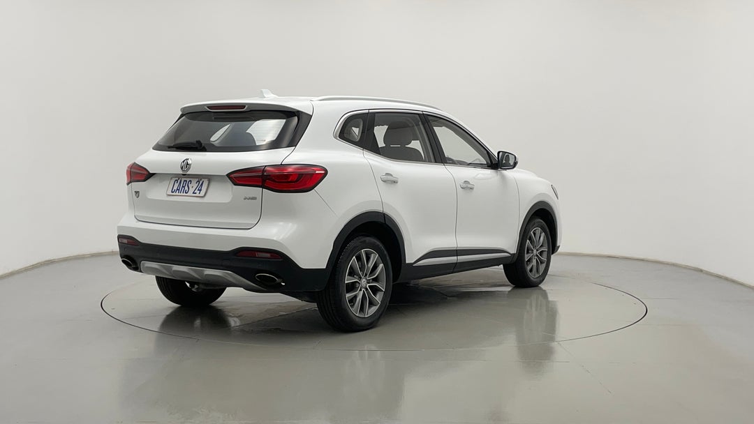 Right Back Diagonal (45- Degree) View