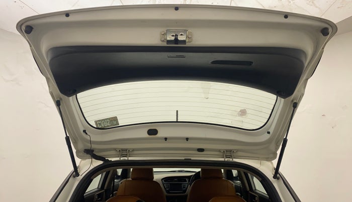 2019 Hyundai Elite i20 SPORTZ PLUS  1.2 CVT, Petrol, Automatic, 53,660 km, Boot Door Open