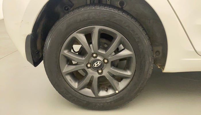 2019 Hyundai Elite i20 SPORTZ PLUS  1.2 CVT, Petrol, Automatic, 53,660 km, Right Rear Wheel
