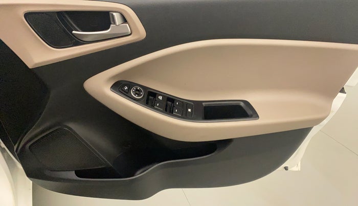 2019 Hyundai Elite i20 SPORTZ PLUS  1.2 CVT, Petrol, Automatic, 53,660 km, Driver Side Door Panels Control