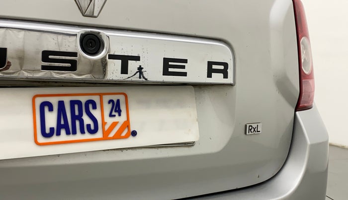 2014 Renault Duster RXL PETROL, Petrol, Manual, 59,943 km, Dicky (Boot door) - Slightly dented