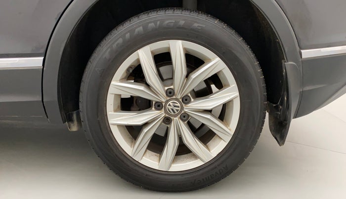 2017 Volkswagen TIGUAN HIGHLINE TDI AT, Diesel, Automatic, 88,461 km, Left Rear Wheel
