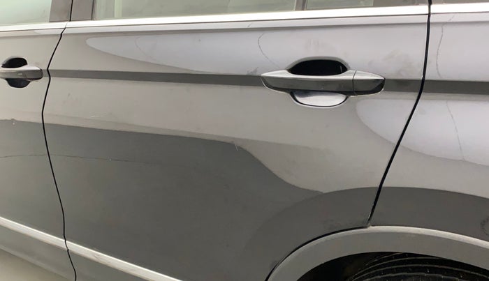 2017 Volkswagen TIGUAN HIGHLINE TDI AT, Diesel, Automatic, 88,461 km, Rear left door - Paint has faded