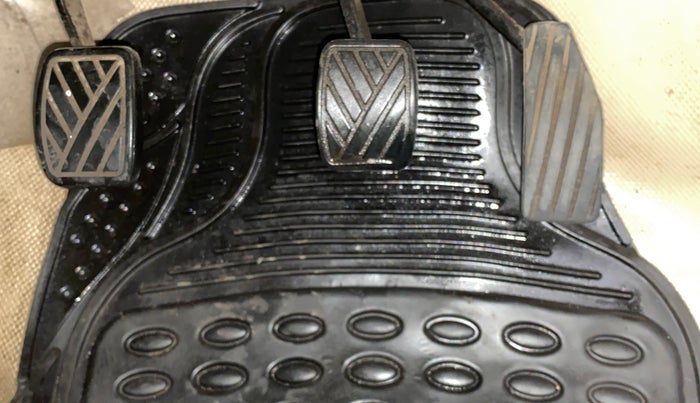 2014 Maruti Wagon R 1.0 LXI CNG, CNG, Manual, 60,506 km, Pedals
