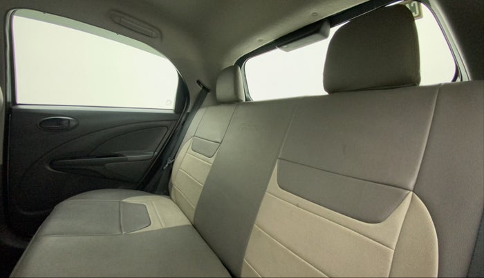 2013 Toyota Etios Liva G, Petrol, Manual, 79,288 km, Right Side Rear Door Cabin