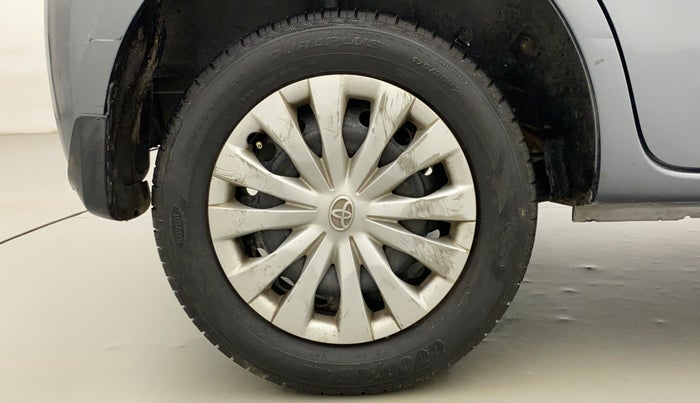 2013 Toyota Etios Liva G, Petrol, Manual, 79,288 km, Right Rear Wheel
