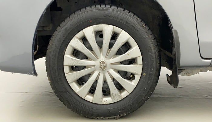 2013 Toyota Etios Liva G, Petrol, Manual, 79,288 km, Left Front Wheel