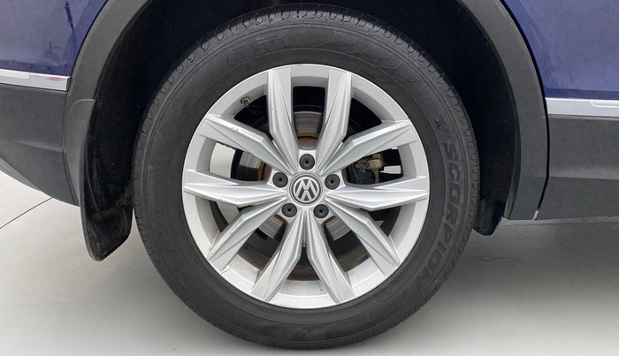 2018 Volkswagen TIGUAN HIGHLINE A/T, Diesel, Automatic, 66,478 km, Right Rear Wheel
