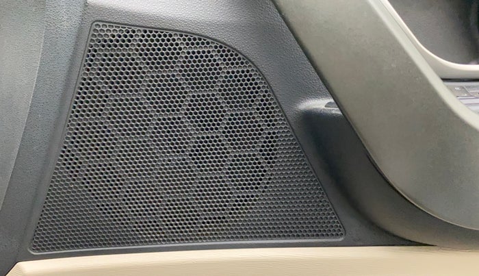 2016 Mahindra XUV500 W10, Diesel, Manual, 54,975 km, Speaker