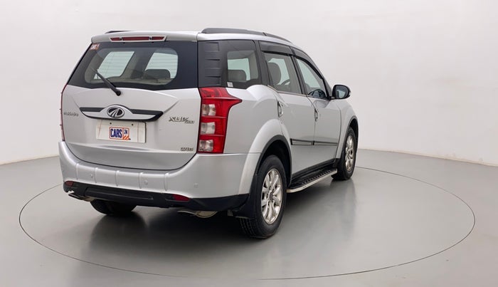 2016 Mahindra XUV500 W10, Diesel, Manual, 54,975 km, Right Back Diagonal