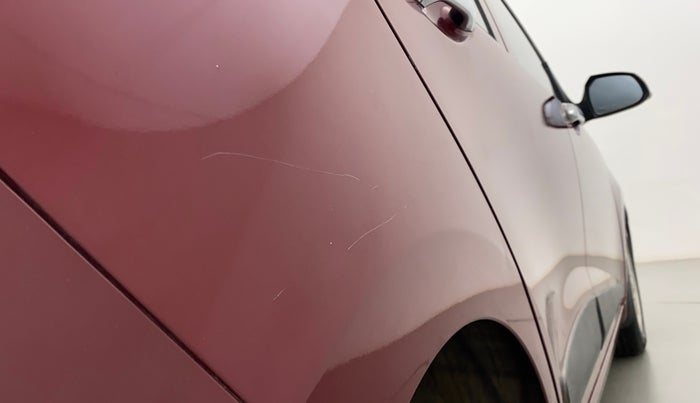 2015 Hyundai Grand i10 ASTA AT 1.2 KAPPA VTVT, Petrol, Automatic, 68,716 km, Right quarter panel - Minor scratches