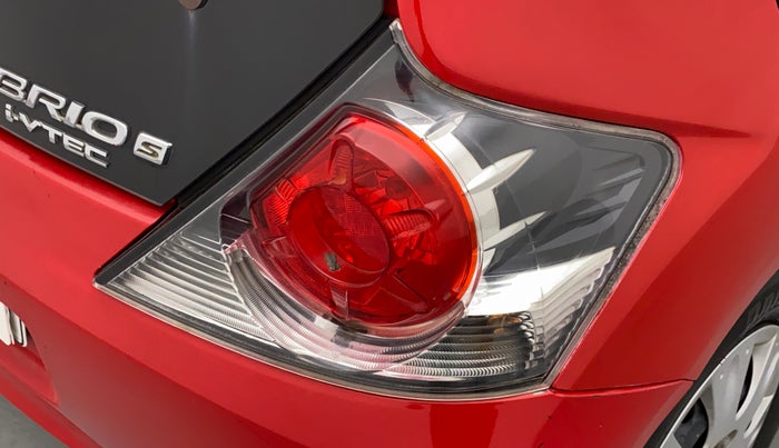 2014 Honda Brio S MT, Petrol, Manual, 34,445 km, Right tail light - Minor damage