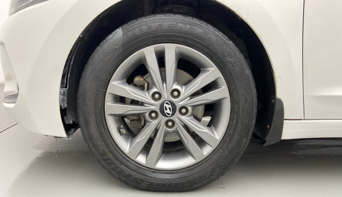 2017 Hyundai New Elantra 1.6 SX (O) AT DIESEL, Diesel, Automatic, 70,112 km, Left Front Wheel