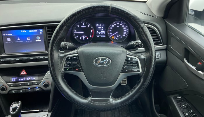 2017 Hyundai New Elantra 1.6 SX (O) AT DIESEL, Diesel, Automatic, 70,112 km, Steering Wheel Close Up
