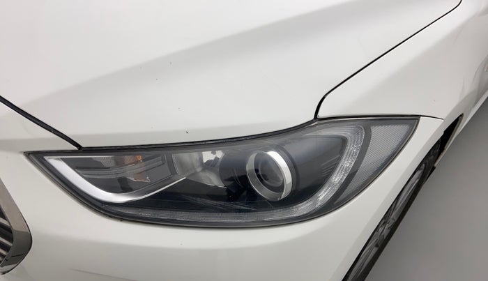 2017 Hyundai New Elantra 1.6 SX (O) AT DIESEL, Diesel, Automatic, 70,112 km, Left headlight - Faded