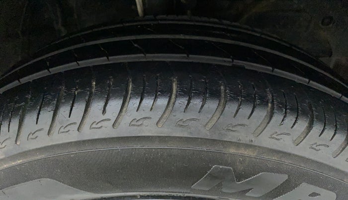 2019 Maruti Baleno DELTA 1.2 K12, Petrol, Manual, 27,271 km, Right Front Tyre Tread