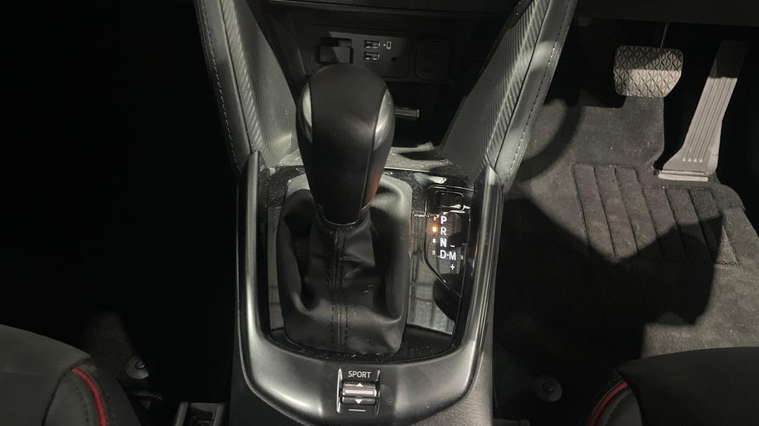 2024 Mazda Mazda2 G15 Gt, Automatic, 7350 km, Gear Lever 